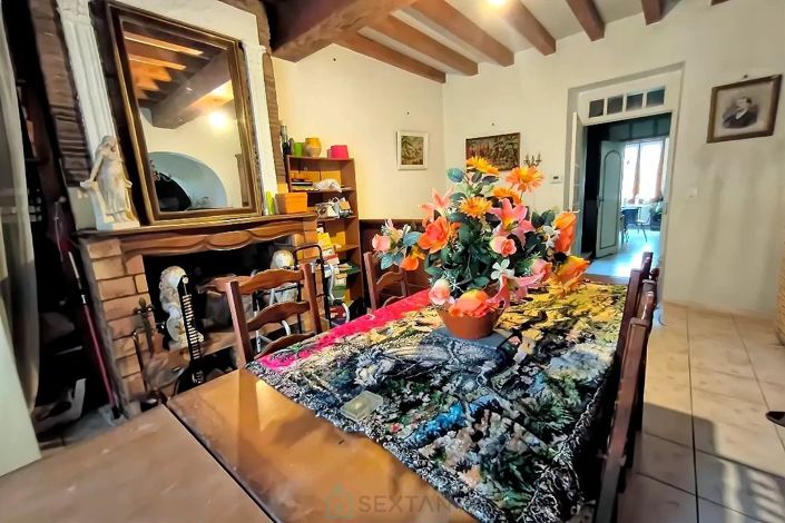 Image No.4-2 Bed House for sale