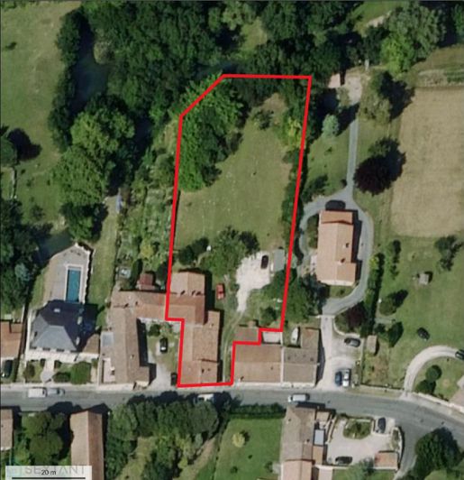 Image No.10-5 Bed Property for sale