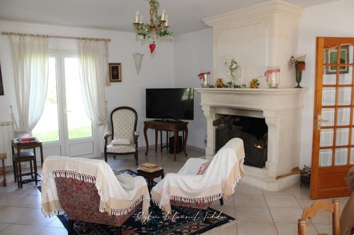 Image No.4-Propriété de 3 chambres à vendre à Barbezieux-Saint-Hilaire