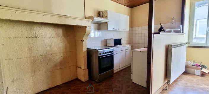 Image No.6-Propriété de 2 chambres à vendre à Mirefleurs