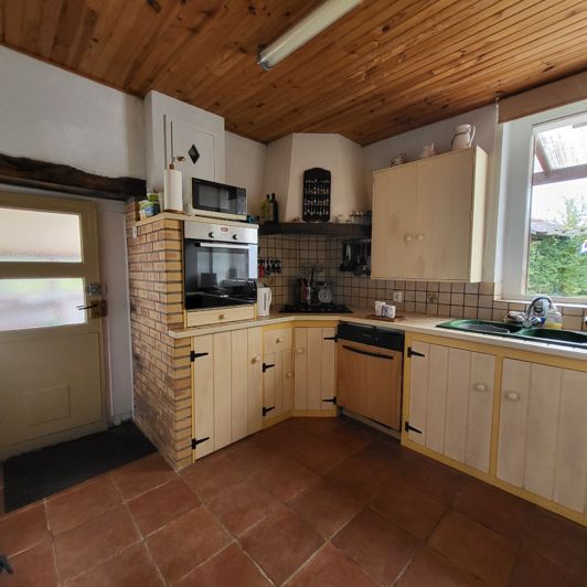 Image No.8-Propriété de 5 chambres à vendre à France