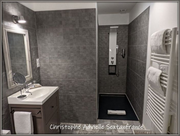 Image No.6-Propriété de 11 chambres à vendre à Bergerac