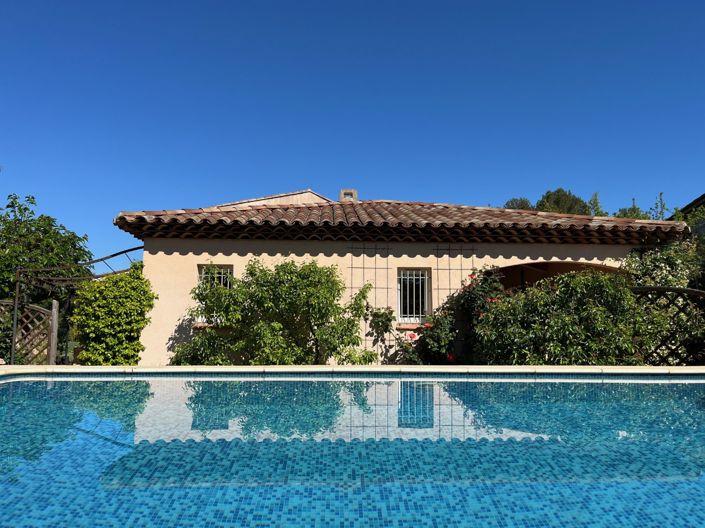 Image No.2-6 Bed House for sale