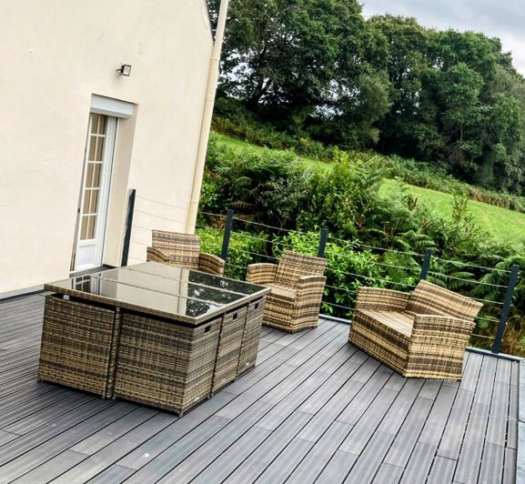 Image No.40-5 Bed Property for sale