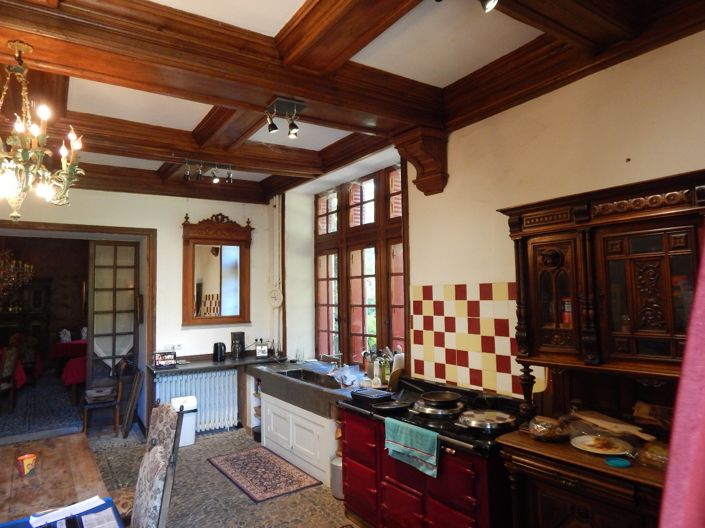 Image No.6-21 Bed Chateaux for sale