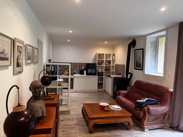 Image No.2-Propriété de 1 chambre à vendre à L'Église-aux-Bois