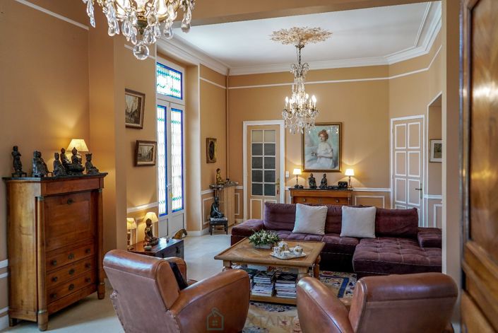 Image No.4-Propriété de 7 chambres à vendre à Paris