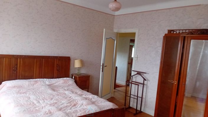 Image No.15-4 Bed Property for sale