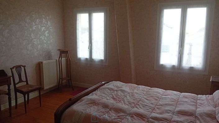 Image No.16-4 Bed Property for sale