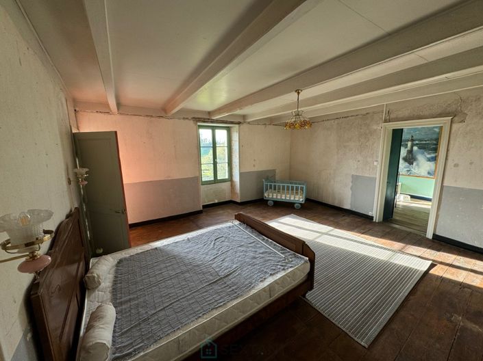 Image No.4-Propriété de 5 chambres à vendre à Pamproux