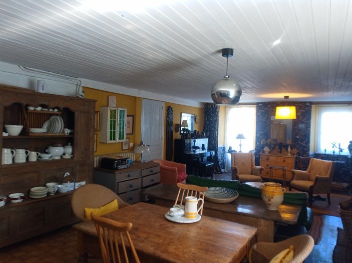 Image No.3-Propriété de 4 chambres à vendre à Guémené-sur-Scorff