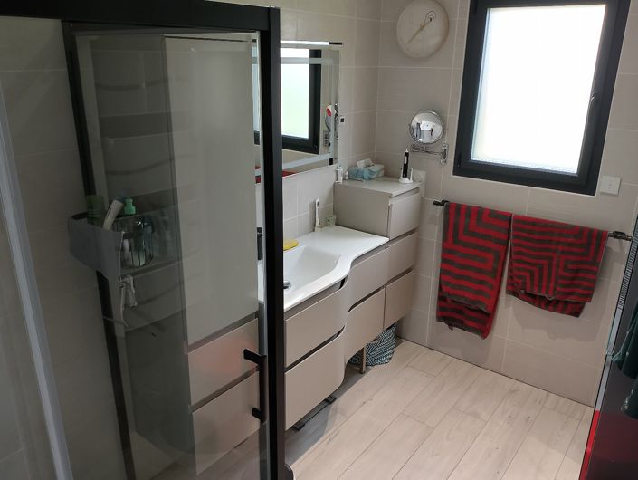 Image No.9-2 Bed House for sale