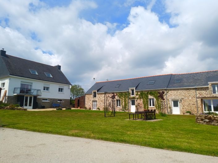 Image No.2-Propriété de 8 chambres à vendre à Plumelin