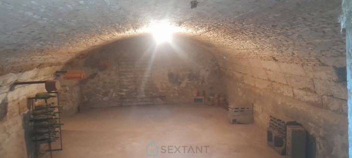 Image No.15-5 Bed Property for sale