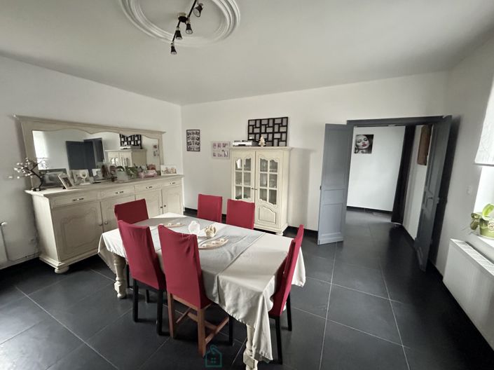 Image No.8-Propriété à vendre à Estrées