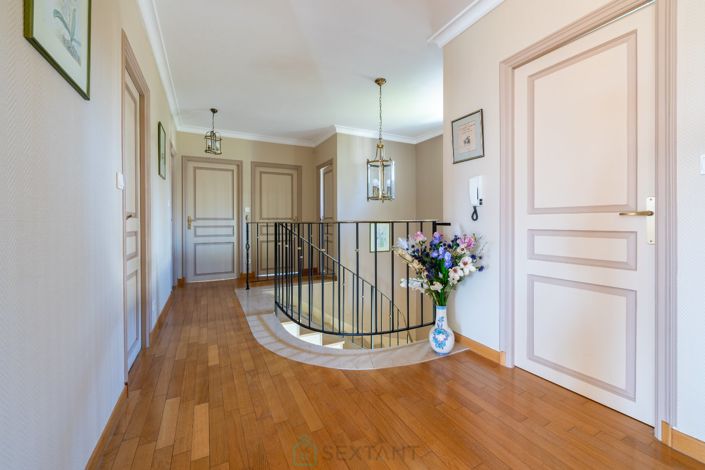 Image No.16-Propriété de 5 chambres à vendre à Nemours