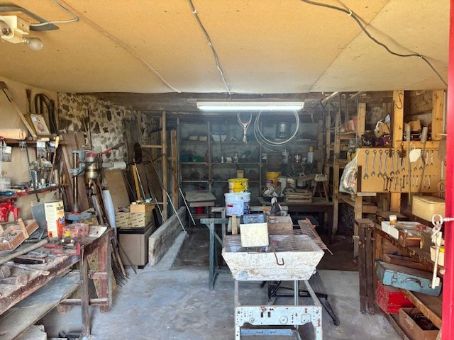 Image No.8-Propriété de 2 chambres à vendre à Chamberet