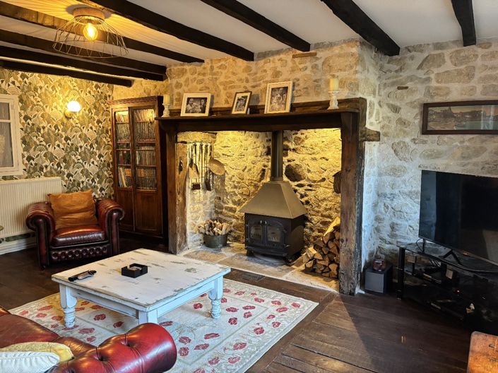 Image No.5-Propriété de 4 chambres à vendre à Treignac