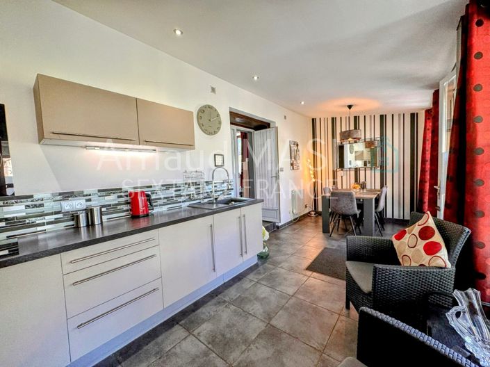 Image No.2-Propriété de 1 chambre à vendre à Granès