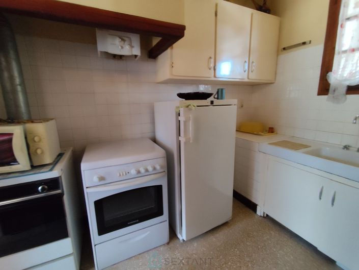 Image No.7-2 Bed Property for sale