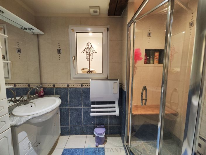 Image No.7-Propriété de 6 chambres à vendre à Orbec