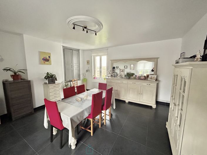 Image No.3-Propriété à vendre à Férin