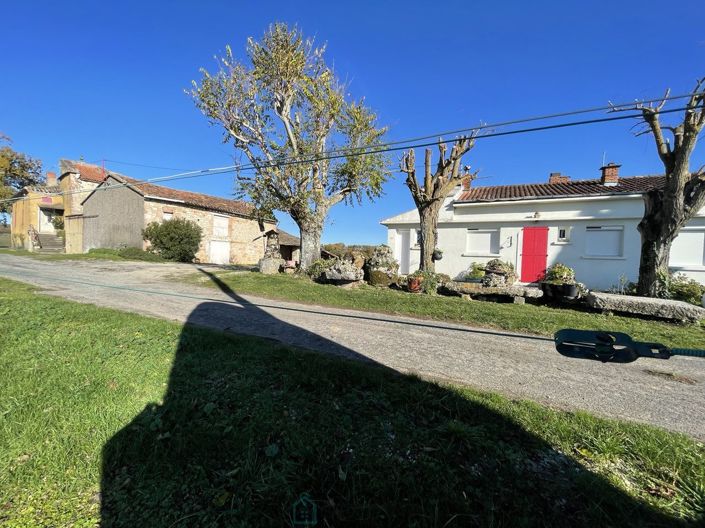 Image No.22-7 Bed Property for sale