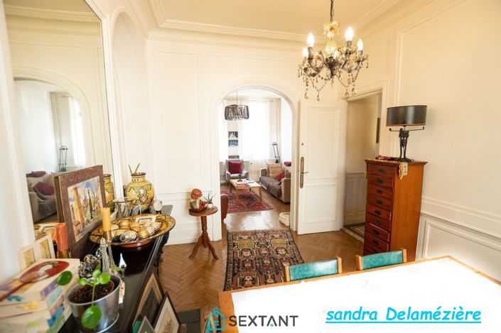 Image No.5-5 Bed House for sale