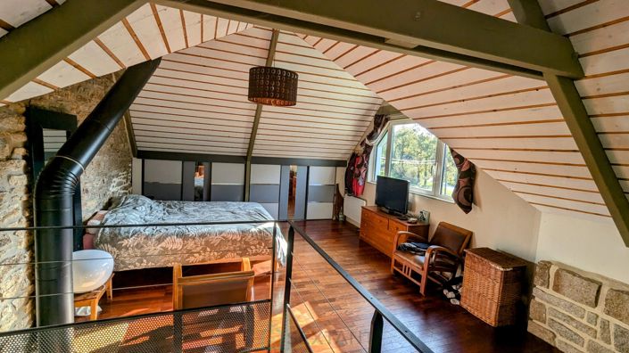 Image No.18-3 Bed Property for sale