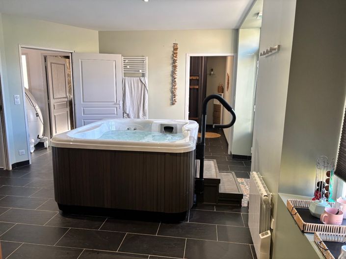 Image No.3-Propriété de 2 chambres à vendre à Chamberet