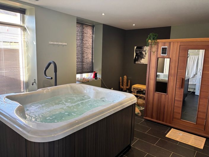 Image No.5-Propriété de 2 chambres à vendre à Chamberet