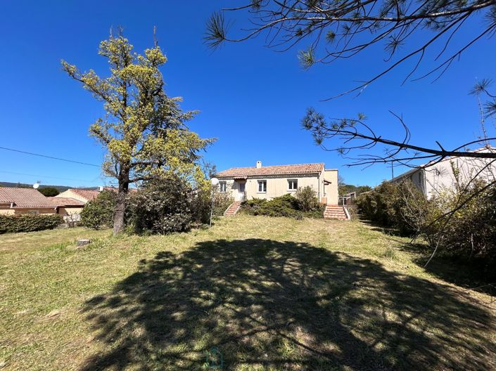 Image No.2-3 Bed Property for sale