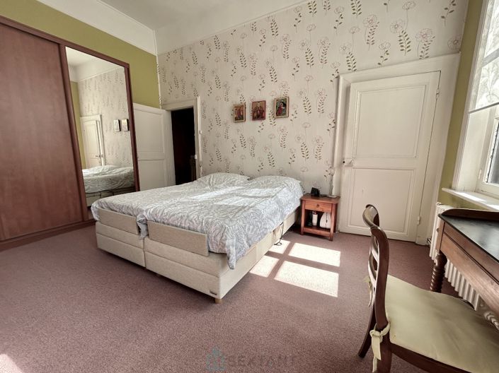 Image No.8-Propriété de 6 chambres à vendre à Douai