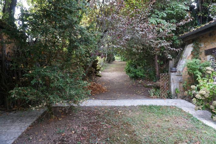 Image No.23-4 Bed Property for sale