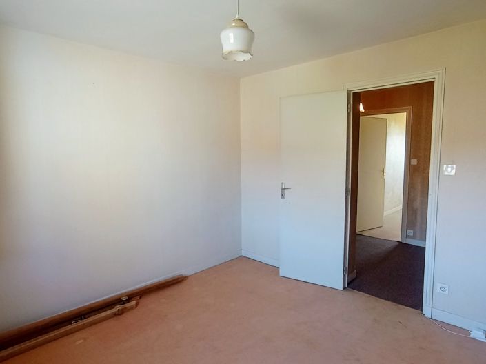 Image No.6-House for sale