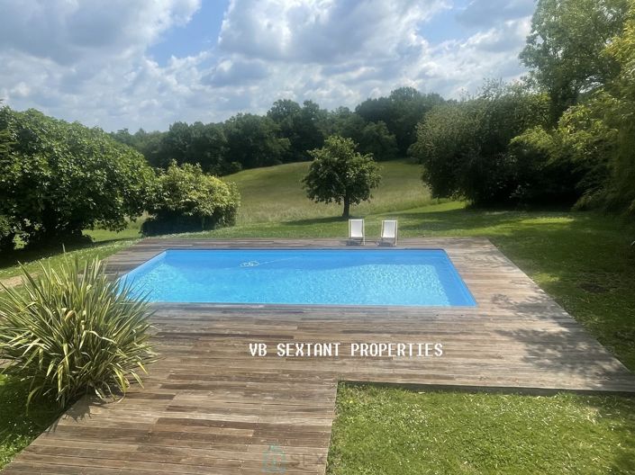 Image No.11-Propriété de 6 chambres à vendre à Latresne