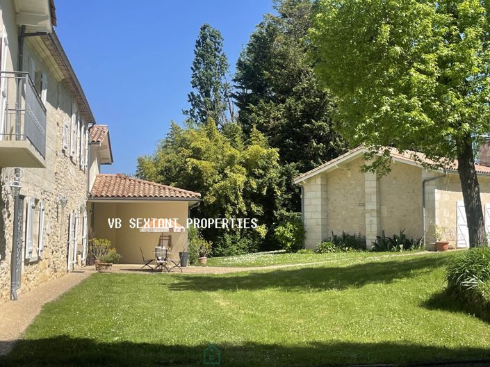 Image No.3-Propriété de 6 chambres à vendre à Latresne