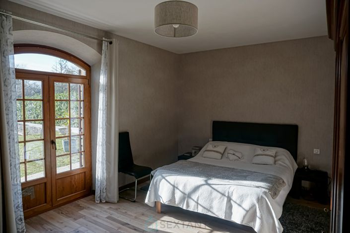 Image No.22-Propriété de 4 chambres à vendre à Nantheuil