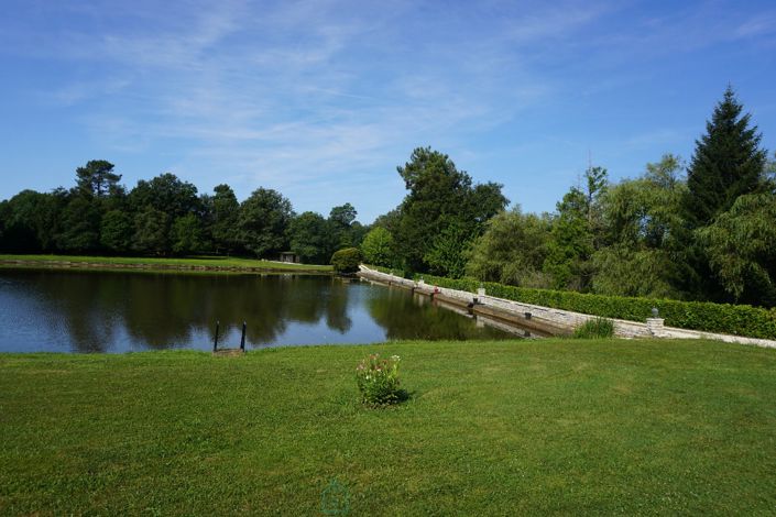 Image No.9-Propriété de 4 chambres à vendre à Nantheuil