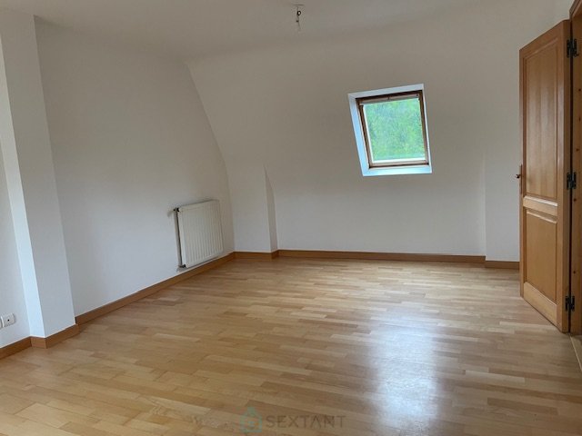 Image No.8-Maison de 4 chambres à vendre à Châteaulin