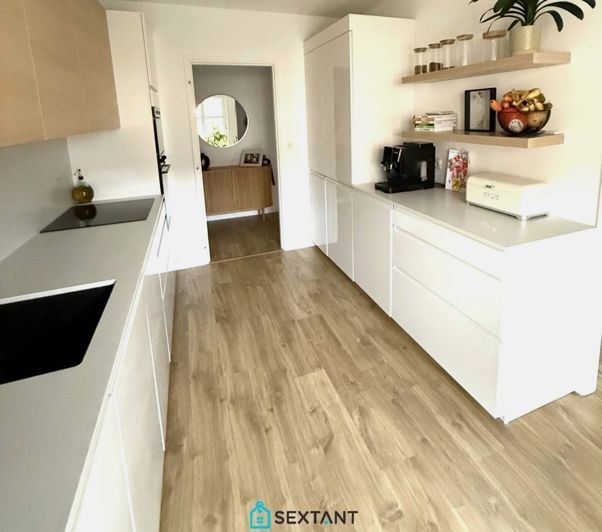 Image No.2-Propriété de 3 chambres à vendre à Divonne-les-Bains