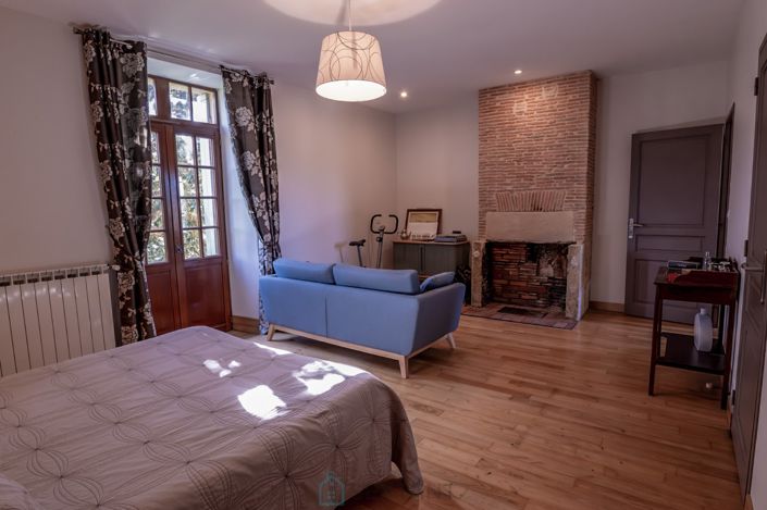 Image No.18-Propriété de 11 chambres à vendre à Excideuil