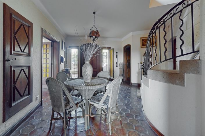 Image No.11-Propriété de 5 chambres à vendre à Martigues