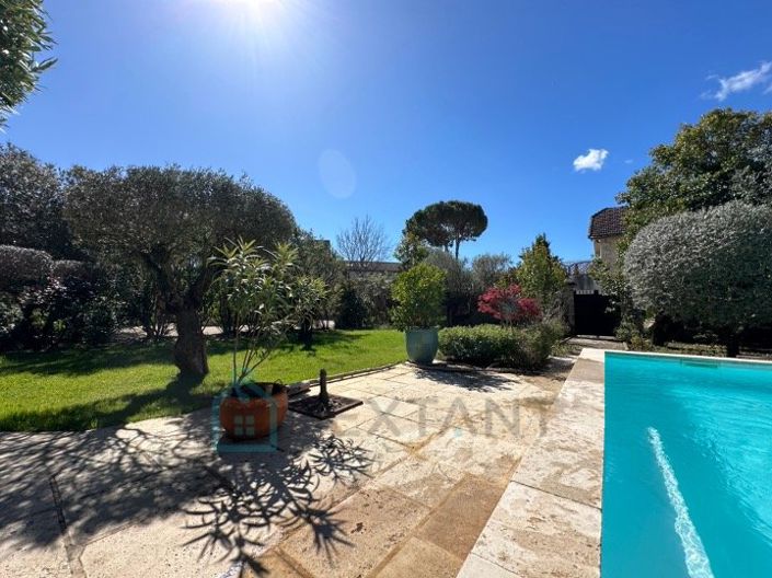 Image No.4-Propriété de 4 chambres à vendre à Vallabrègues