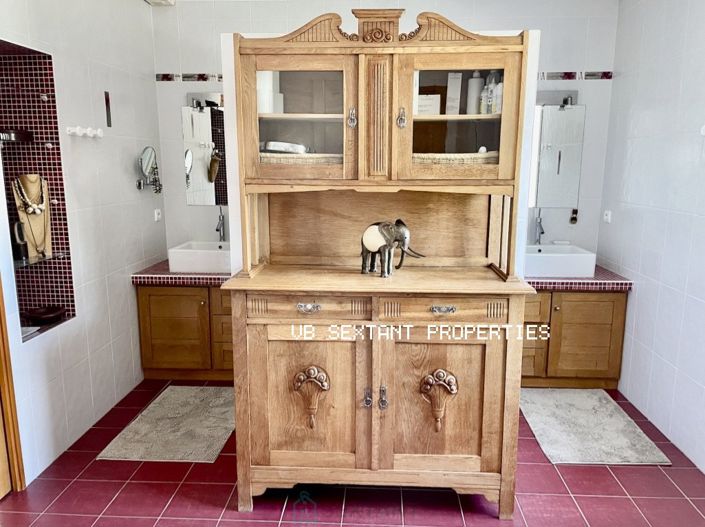 Image No.12-Propriété de 5 chambres à vendre à La Brède