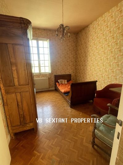 Image No.12-Propriété de 6 chambres à vendre à Saint-Emilion