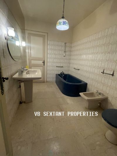 Image No.13-Propriété de 6 chambres à vendre à Saint-Emilion