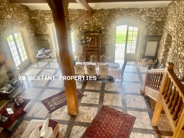 Image No.5-Propriété de 6 chambres à vendre à Saint-Emilion