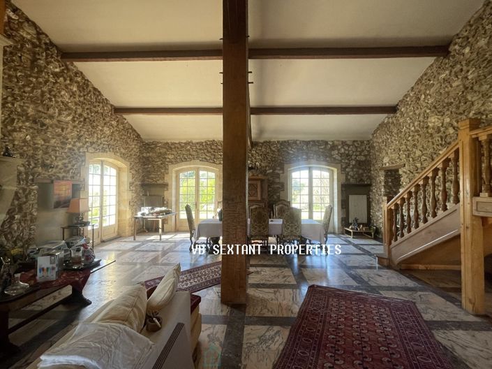 Image No.6-Propriété de 6 chambres à vendre à Saint-Emilion