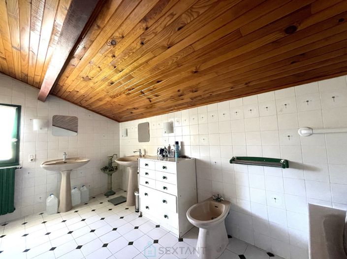 Image No.20-Propriété de 5 chambres à vendre à Istres